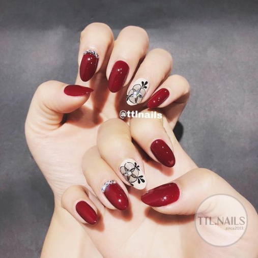 Mẫu móng tay nail màu đỏ cherry đẹp nhất - hình 3