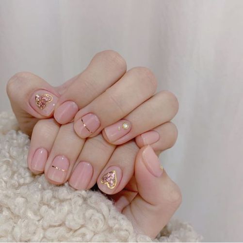 Những mẫu nail xinh đơn giản mà đẹp - Hình 4