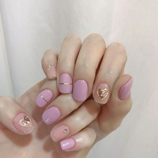 Tổng hợp các mẫu nail xinh màu hồng tươi mới - Hình 2